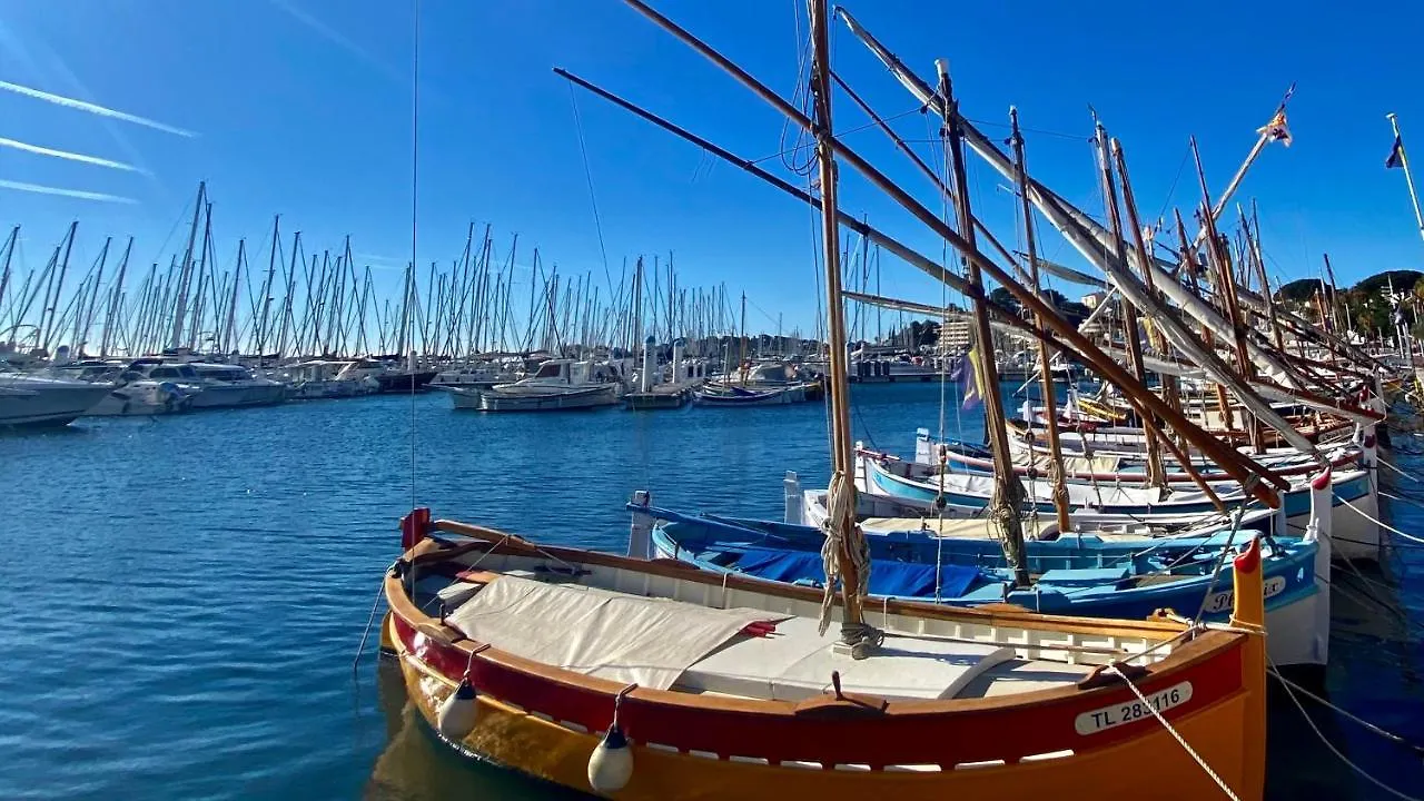 Superbe Appartement Vue Mer Et Piscine Bandol