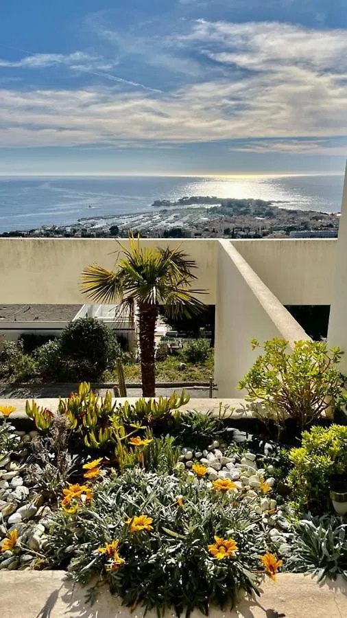 Superbe Appartement Vue Mer Et Piscine Bandol