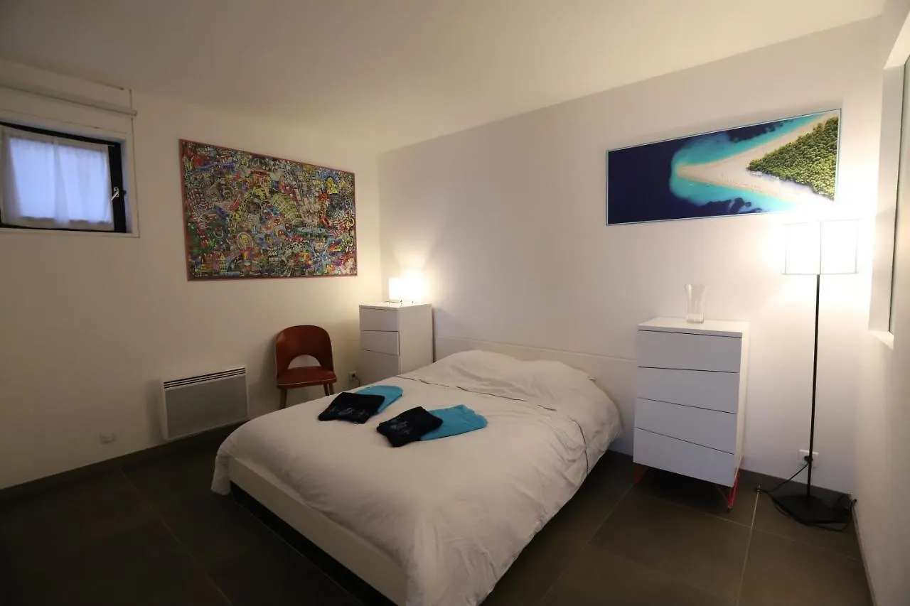 Superbe Appartement Vue Mer Et Piscine Bandol Apartment
