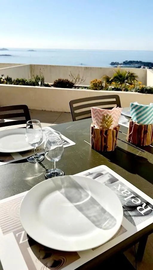 Superbe Appartement Vue Mer Et Piscine Bandol