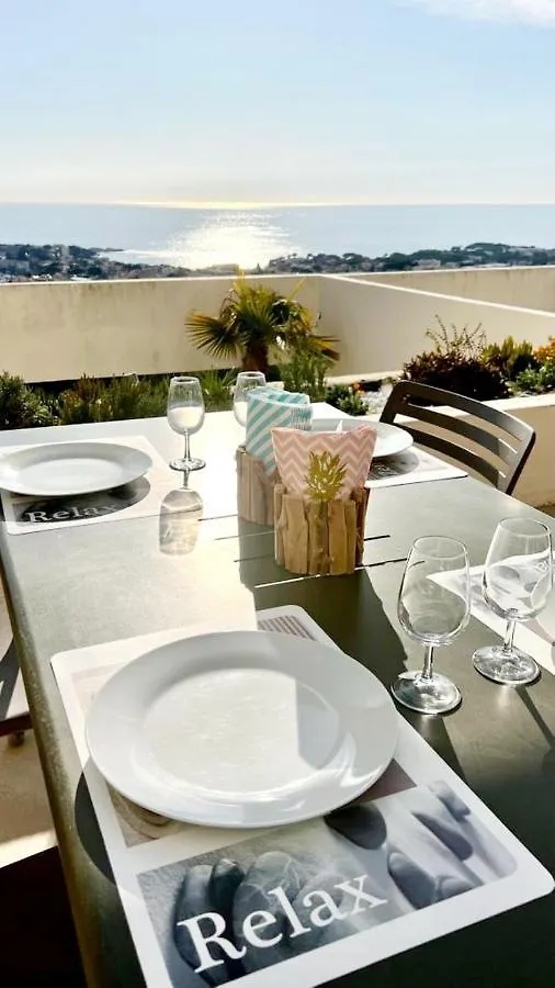 Superbe Appartement Vue Mer Et Piscine Bandol 0*,  France